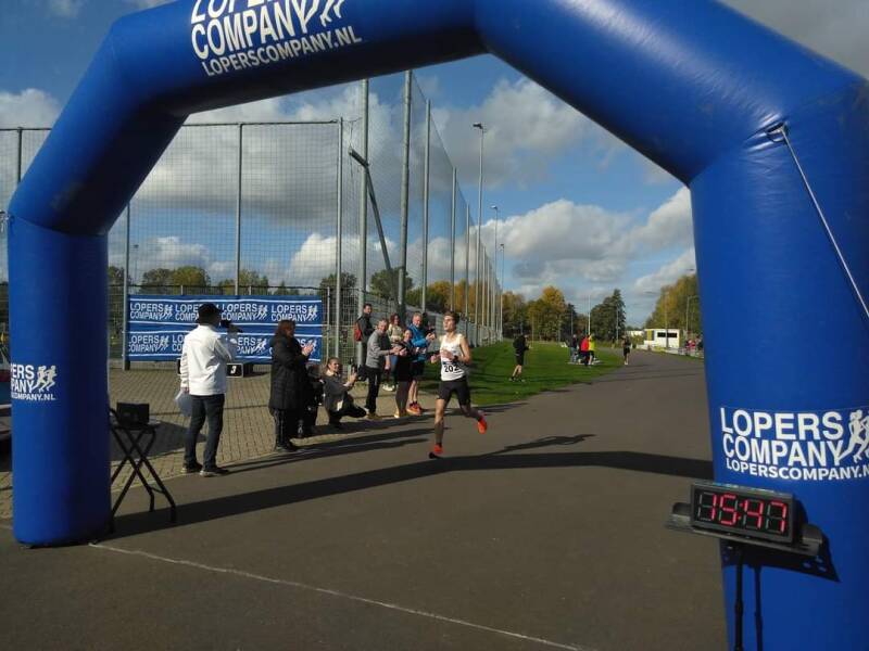 Lopers Company Run Tilburg 2022 foto 4