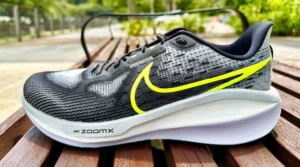 Nike Vomero 17 1