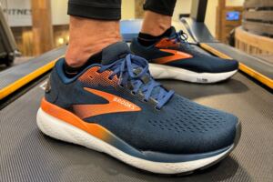 Brooks Ghost 16