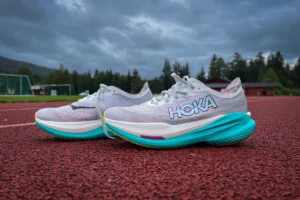 HOKA Mach X 2
