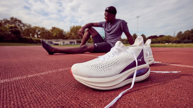 Mizuno Neo Vista 2