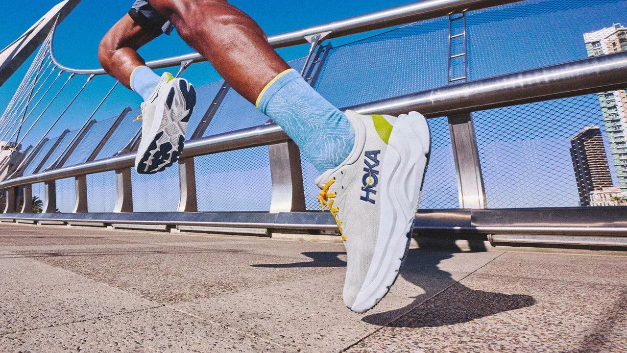 HOKA Arahi 8